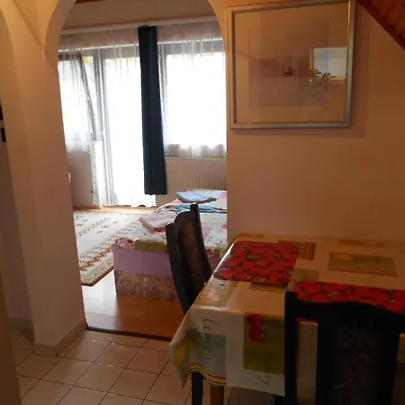Apartman Heviz Holiday Apartmán