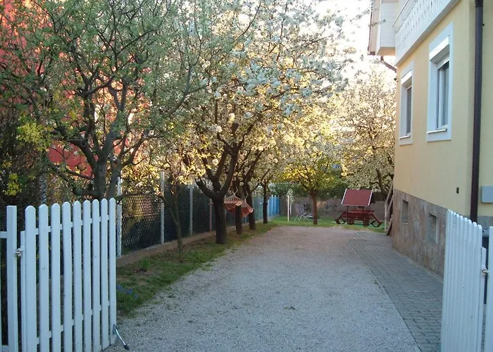 Apartman Heviz Holiday Апартаменты